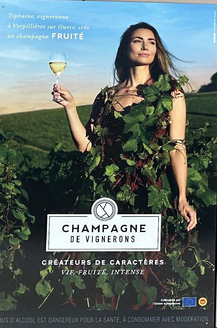 Tiphaine Millot incarne l'élégance du champagne dans la campagne champagne de viticulteurs